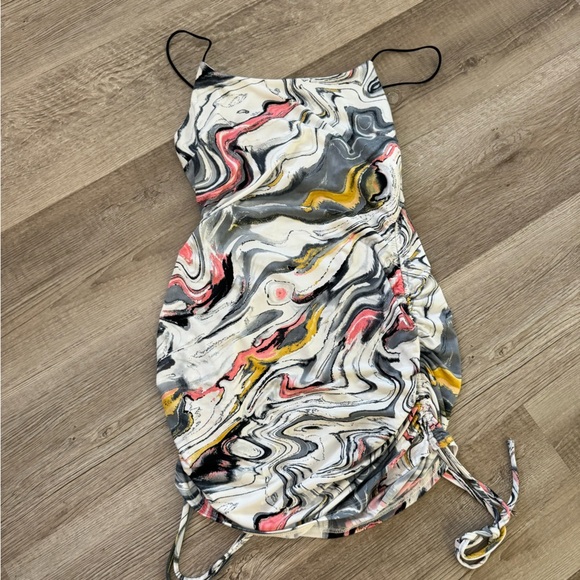 Dresses & Skirts - Brand new dress